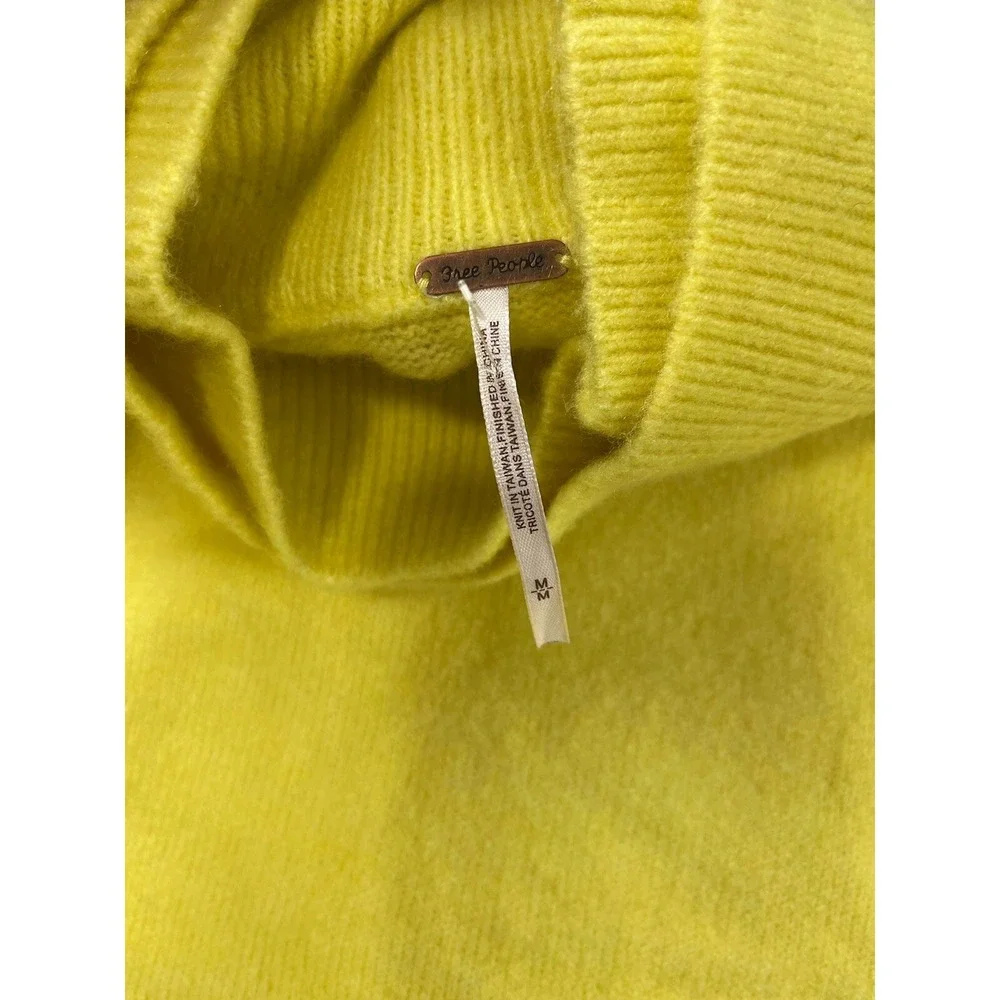 Free People Womens Sweater Medium Yellow Wool Blend Oversized Cozy Knit Tunic‎